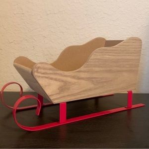 Wooden sleigh
